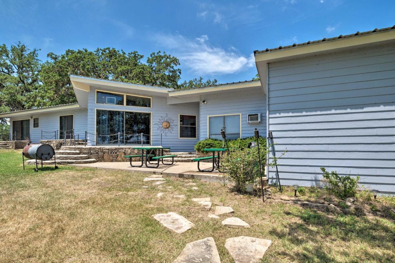 Tow Rustic Lake Buchanan Hideaway With Game Room And Grill מראה חיצוני תמונה
